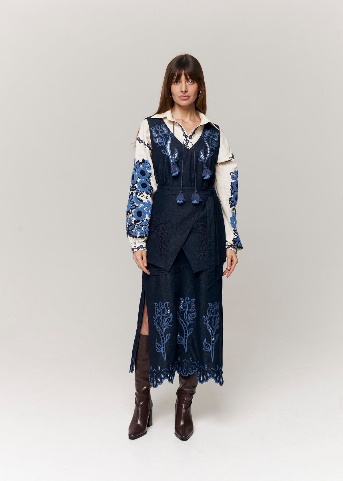 Column Bloom Embroidered Linen Shirt Blouse – Ivory