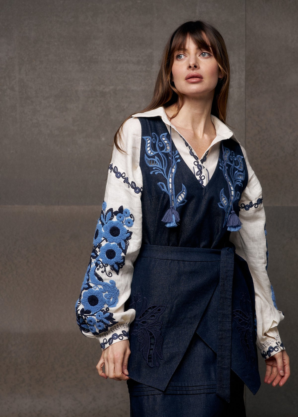Column Bloom Embroidered Linen Shirt Blouse – Ivory