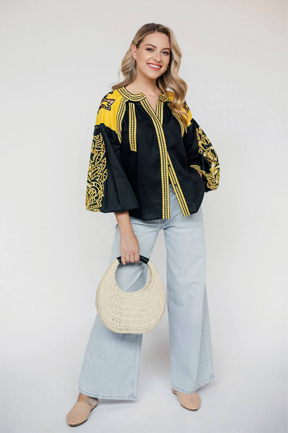 Annabo Barvy Richelieu Black Blouse