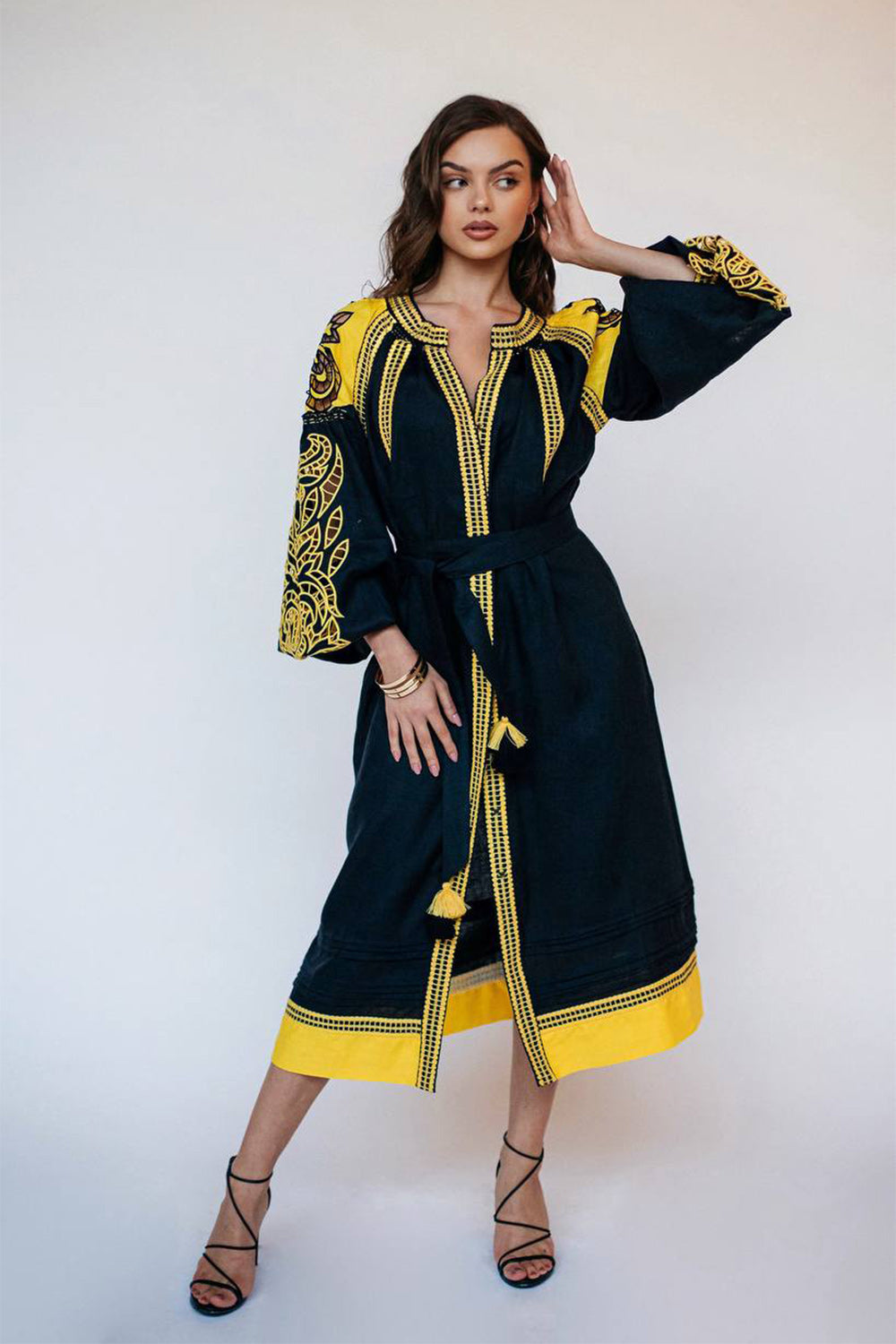 Annabo Barvy Richelieu Black Midi Dress