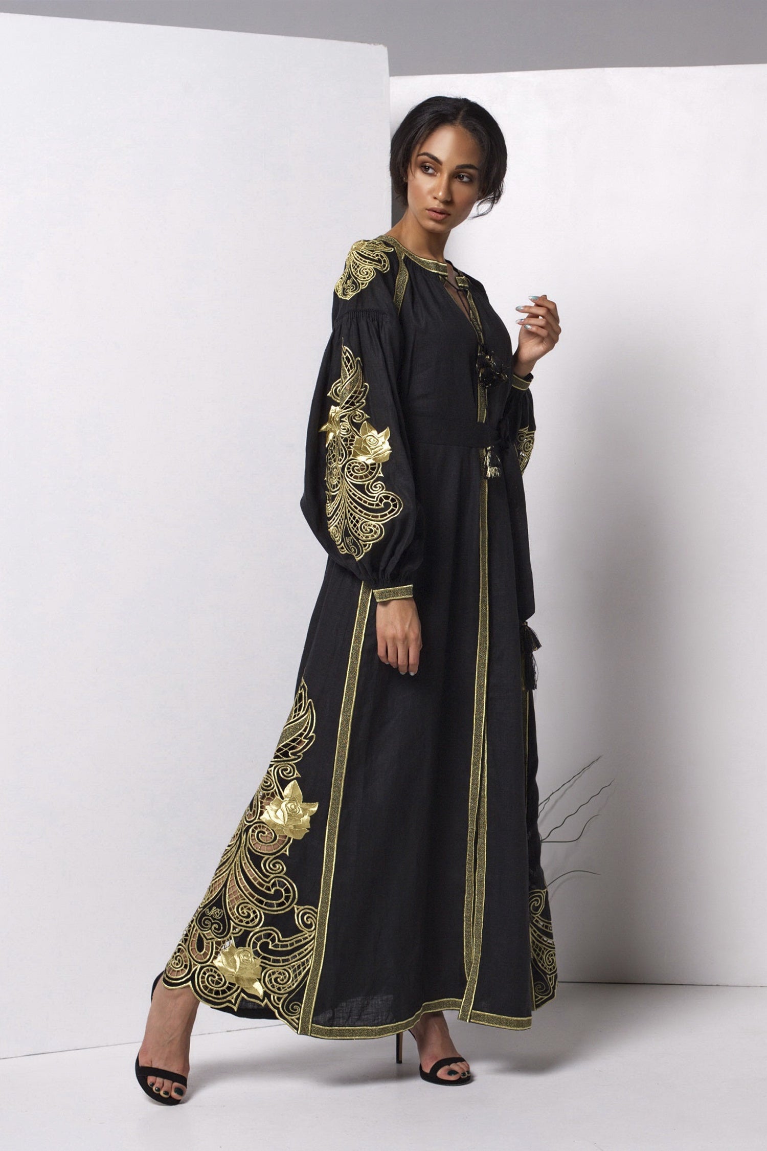 Annabo Golden Rose Richelieu Black Maxi Dress