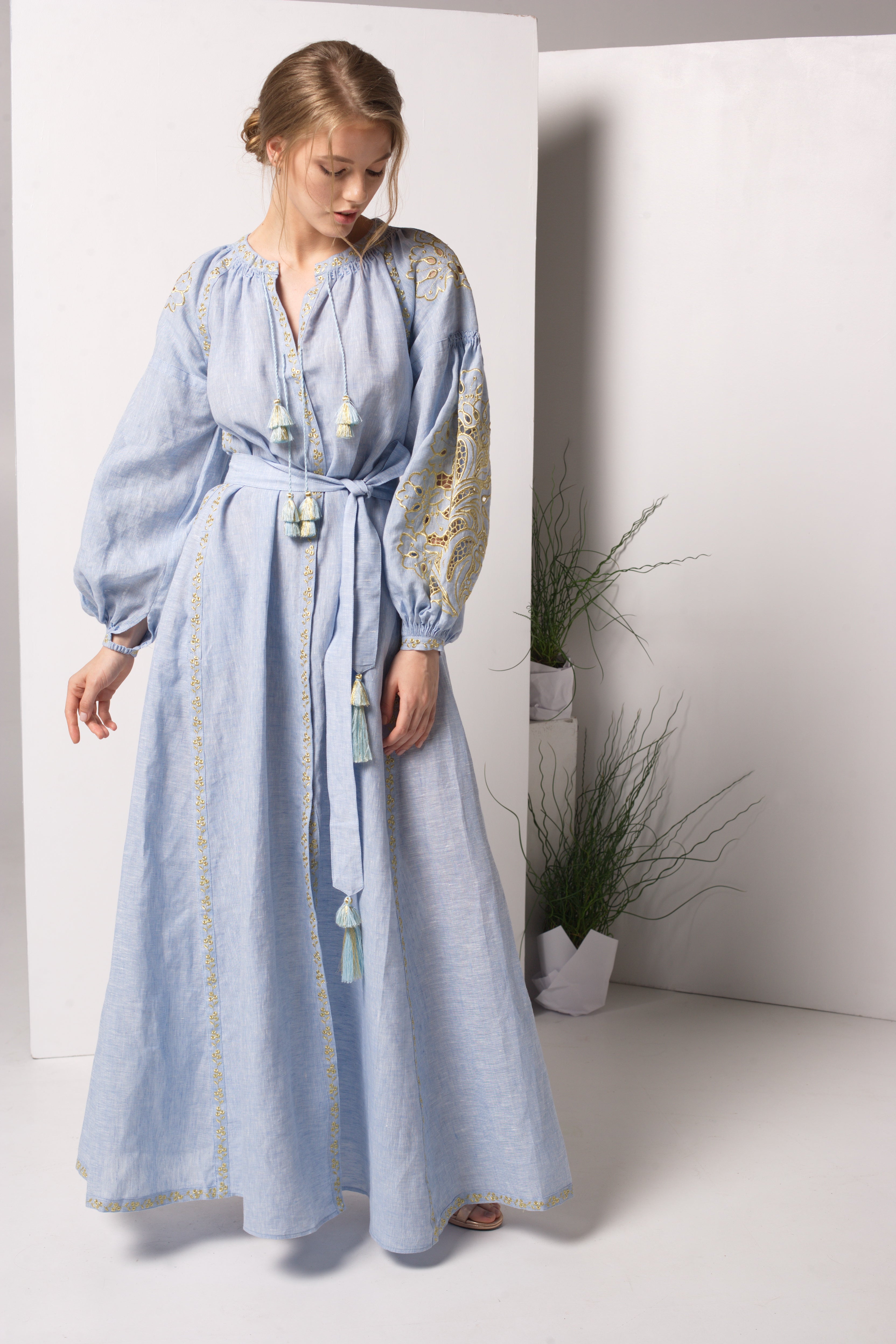 Annabo Nizhnist Richelieu Maxi Dress