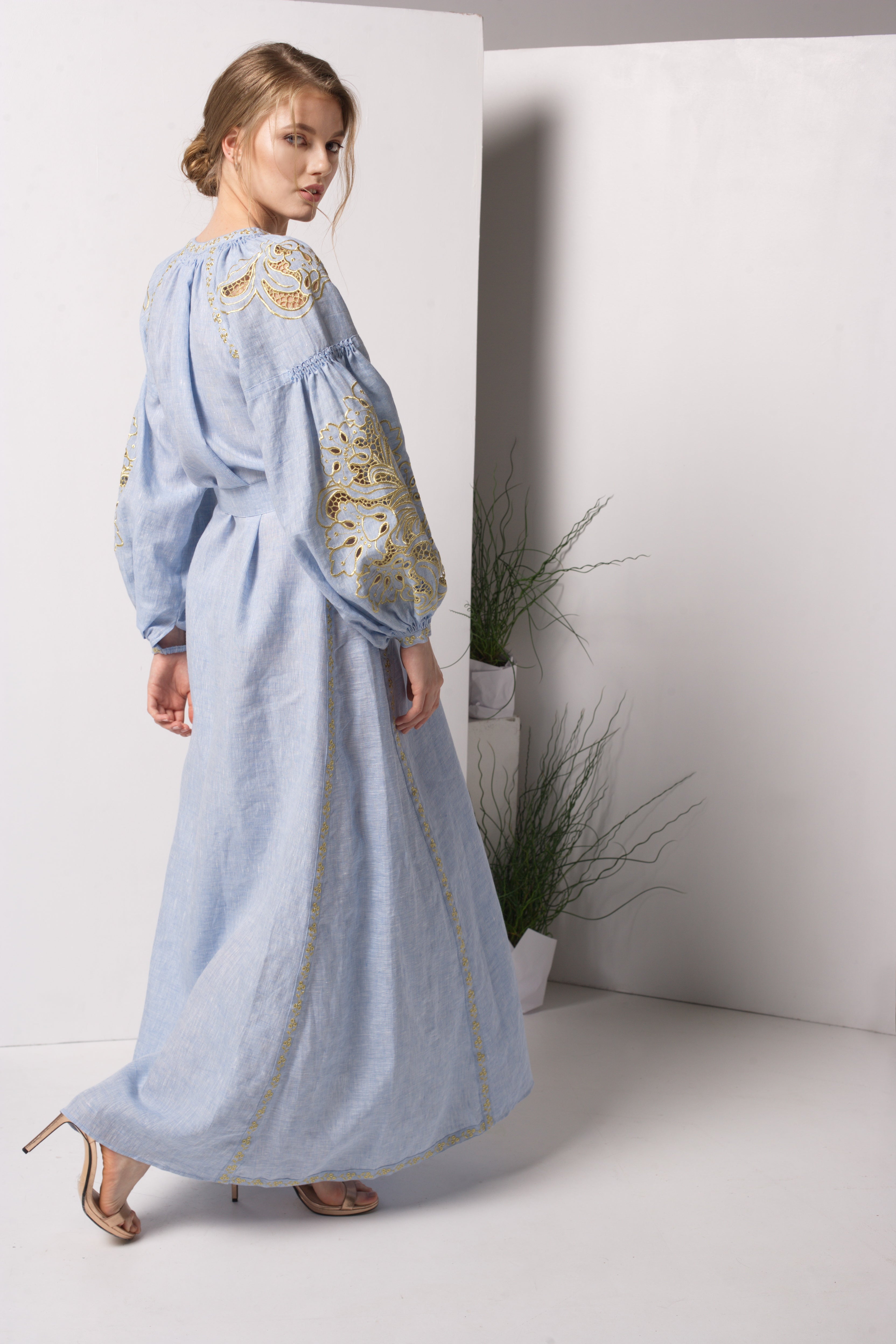 Annabo Nizhnist Richelieu Maxi Dress