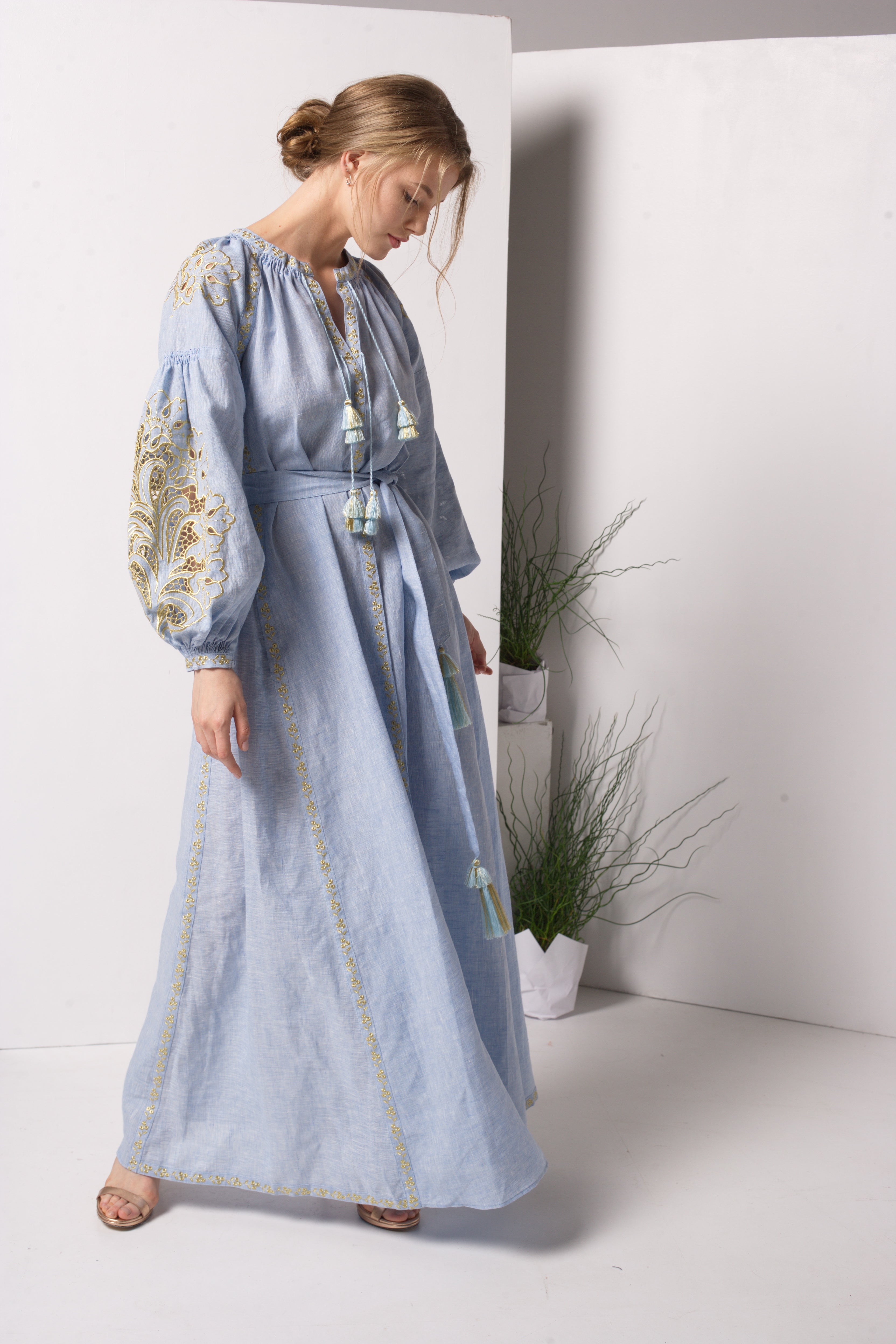 Annabo Nizhnist Richelieu Maxi Dress