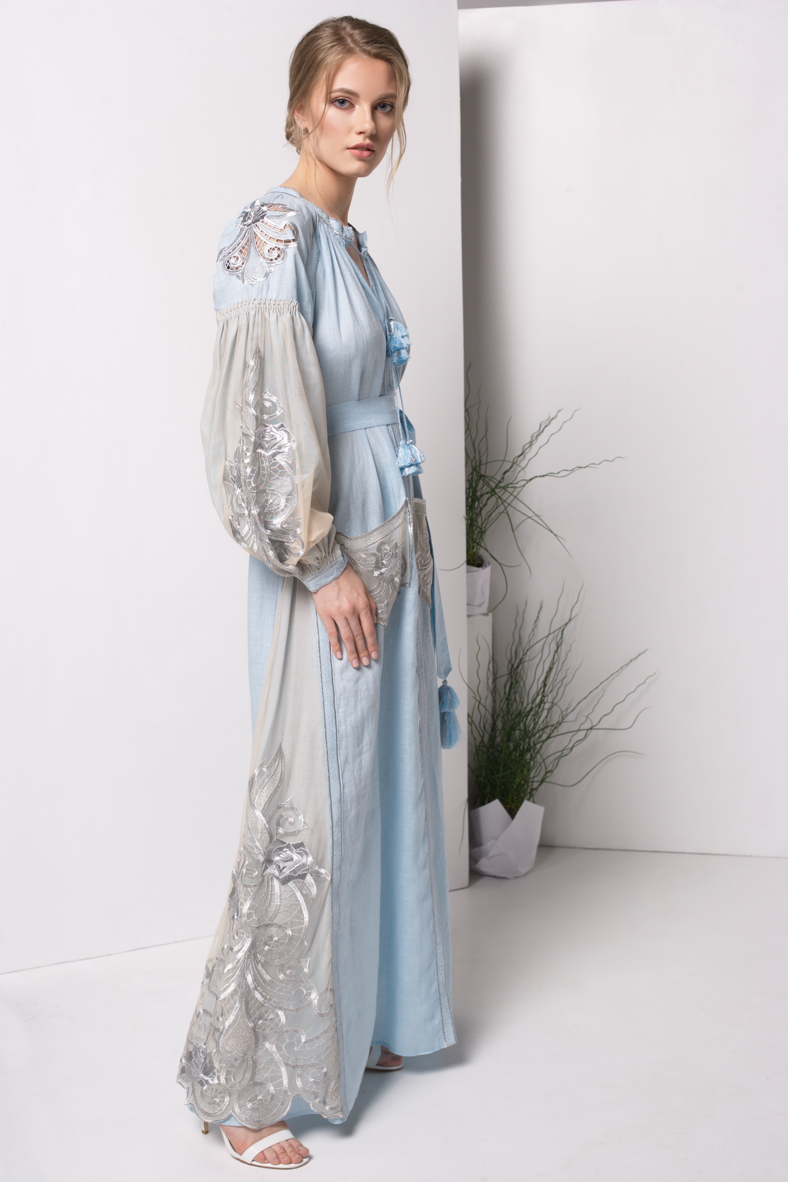 Annabo Rose Light Blue Maxi Dress