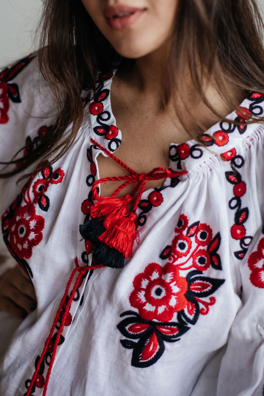 Annabo Pivni White Blouse