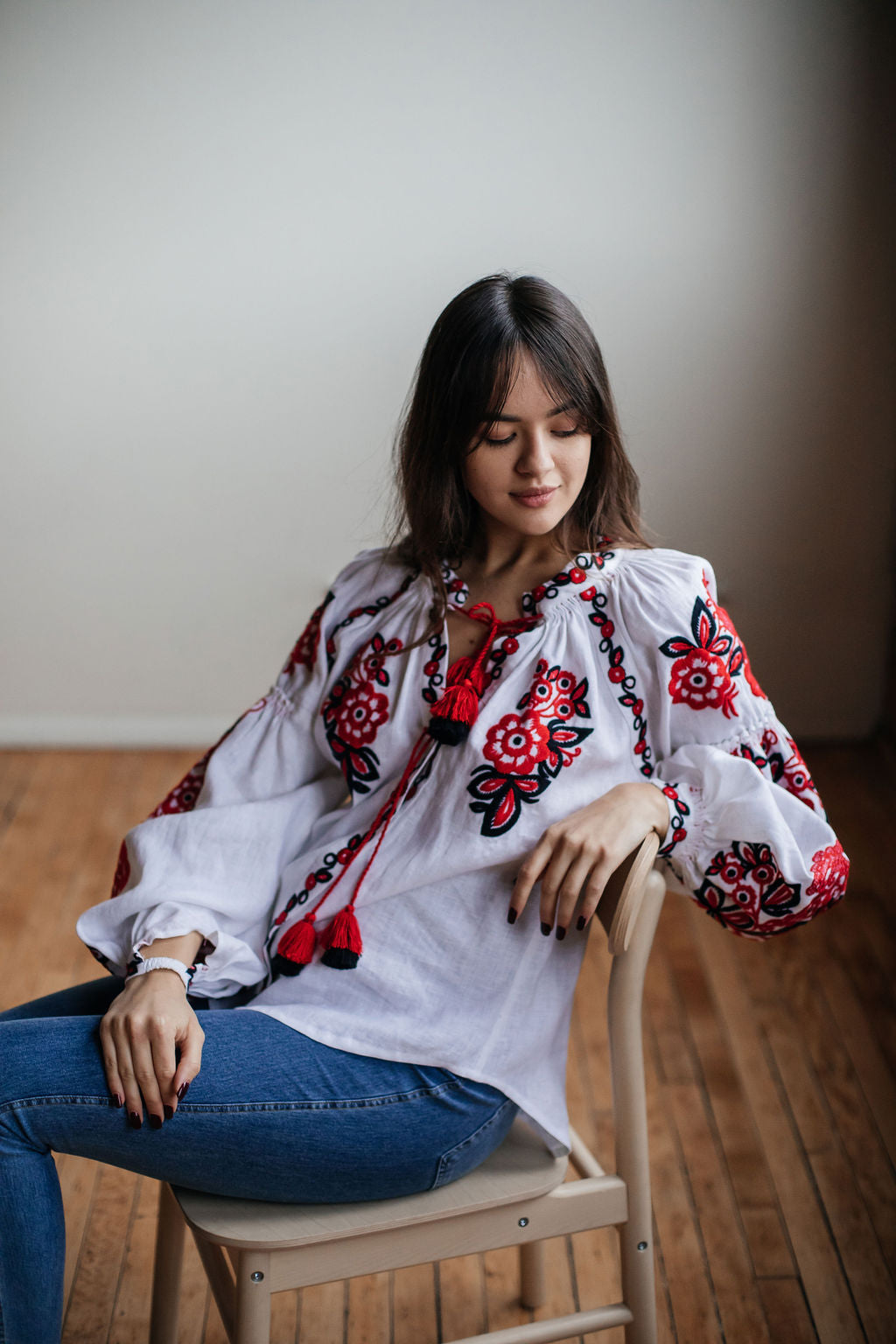 Annabo Pivni White Blouse