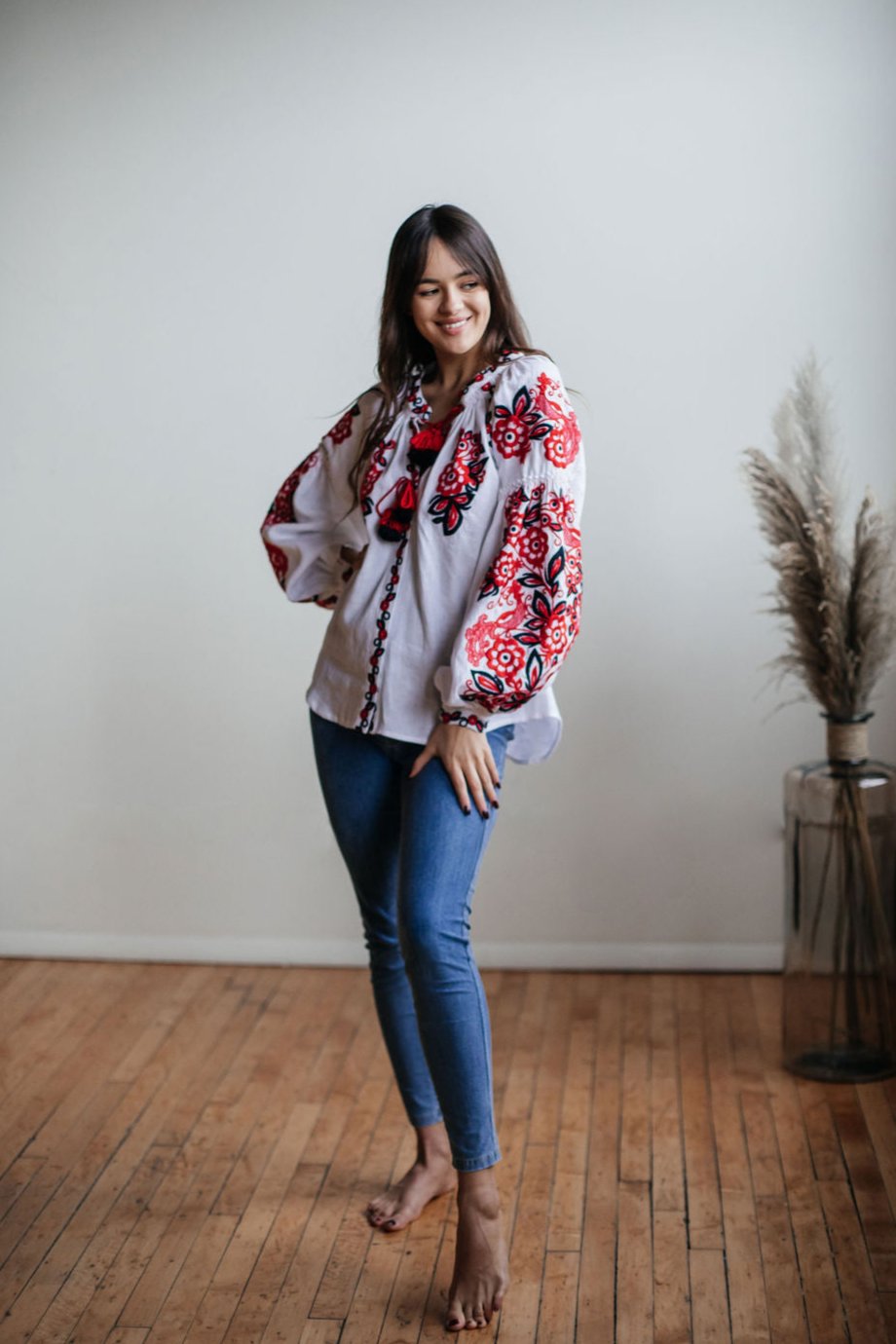 Annabo Pivni White Blouse