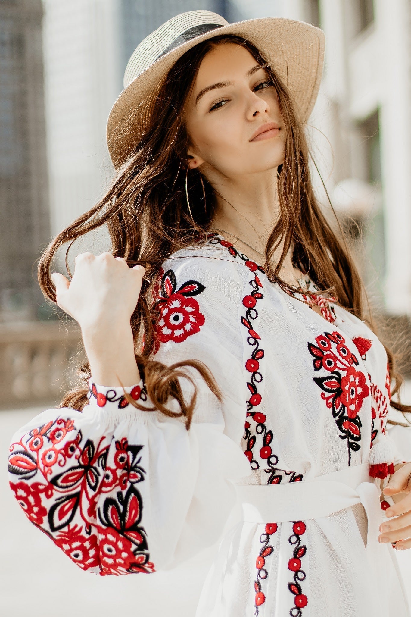 Annabo Pivni White Maxi Dress