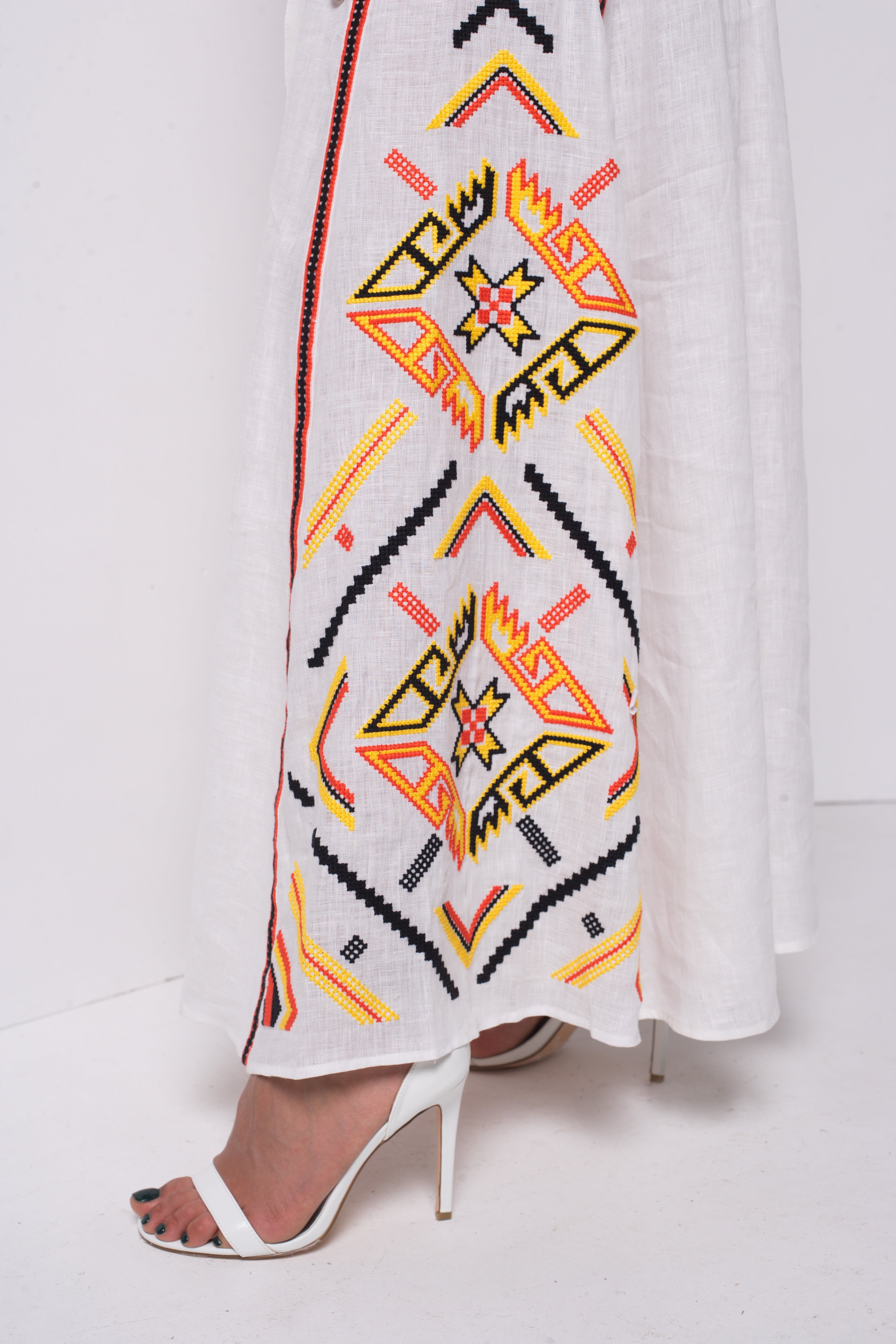 Annabo Styhia White Maxi Dress