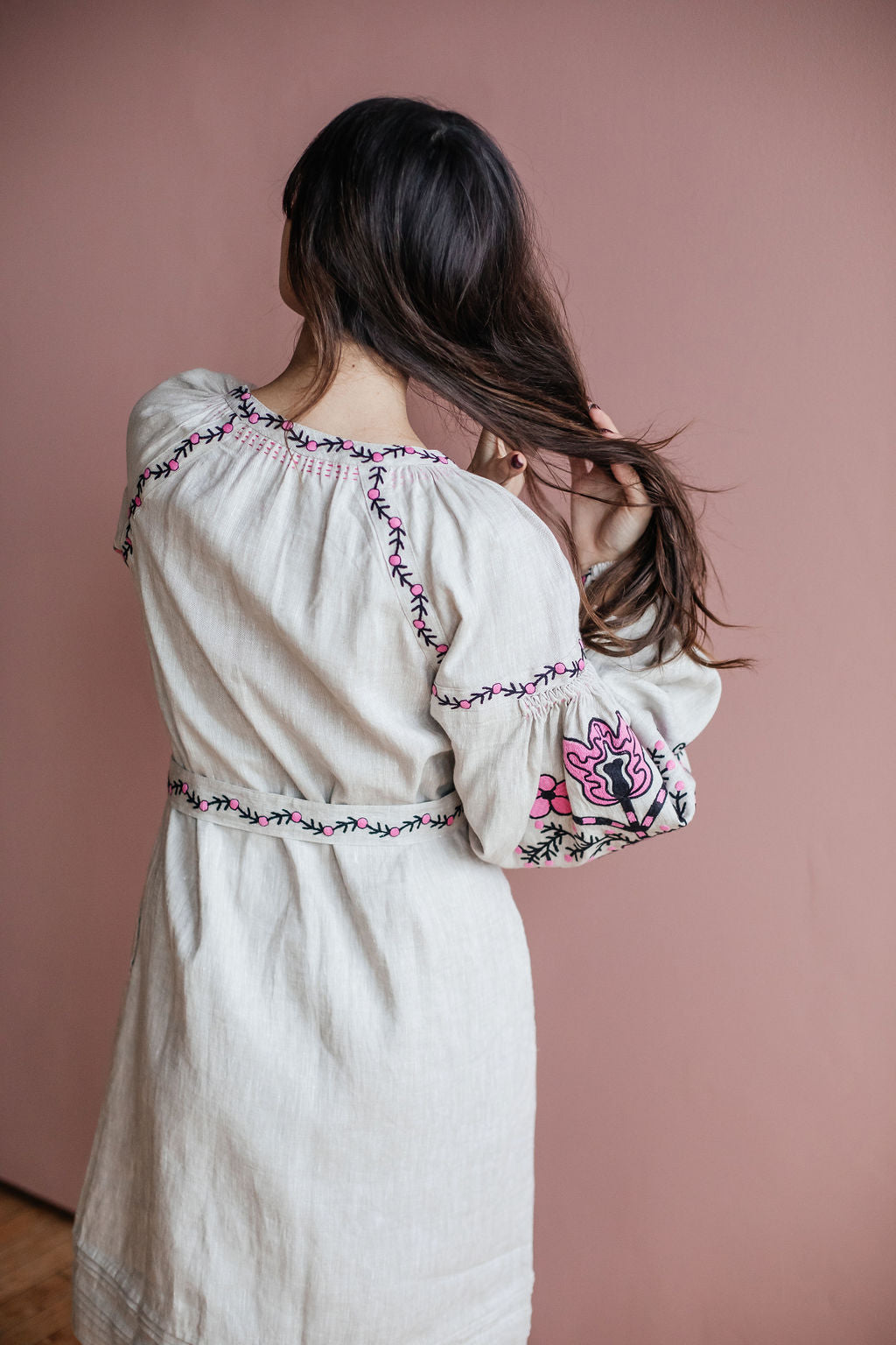 Annabo Sunflower Natural Grey Midi Dress