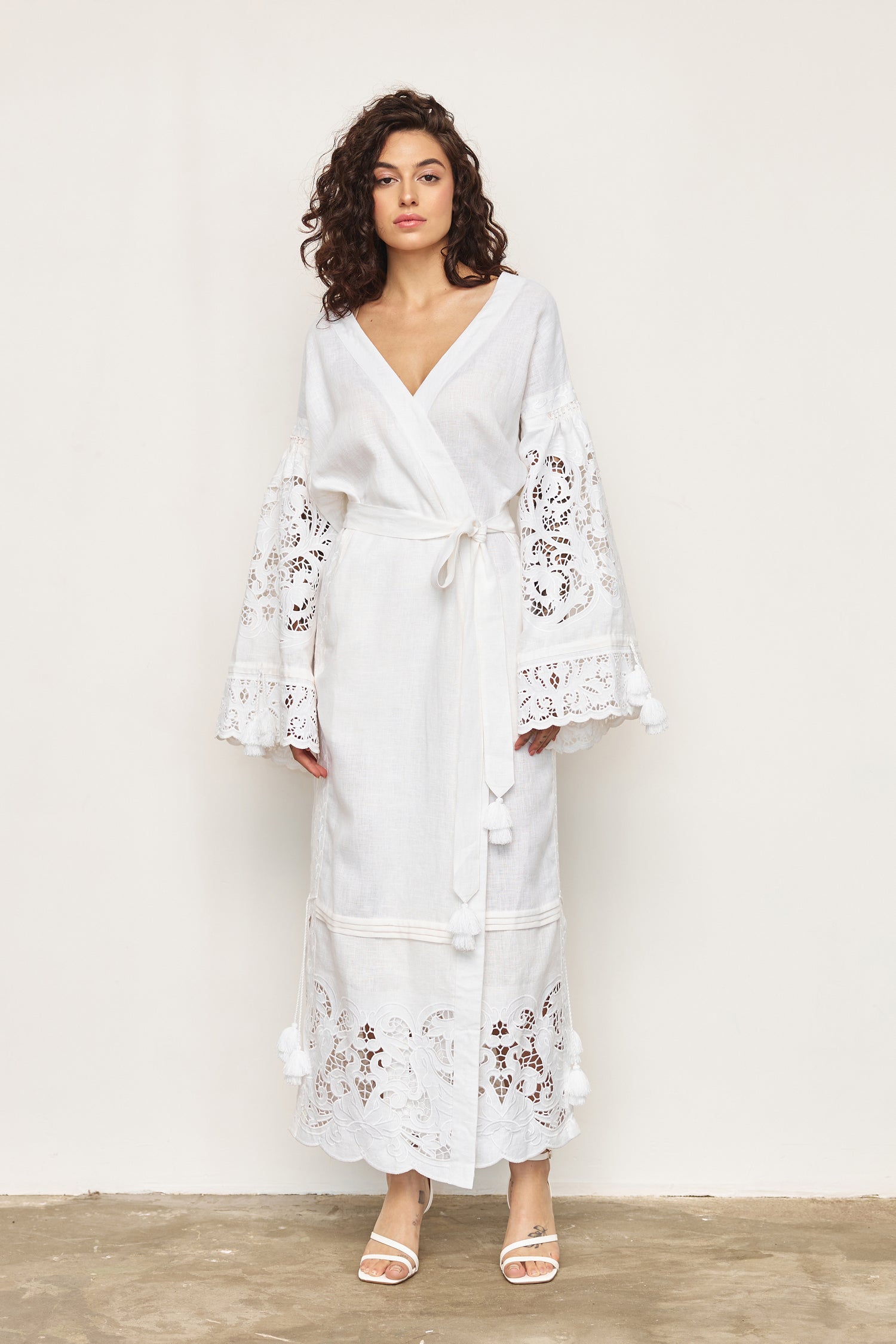 Annabo "Versailles Echo" Maxi Dress White