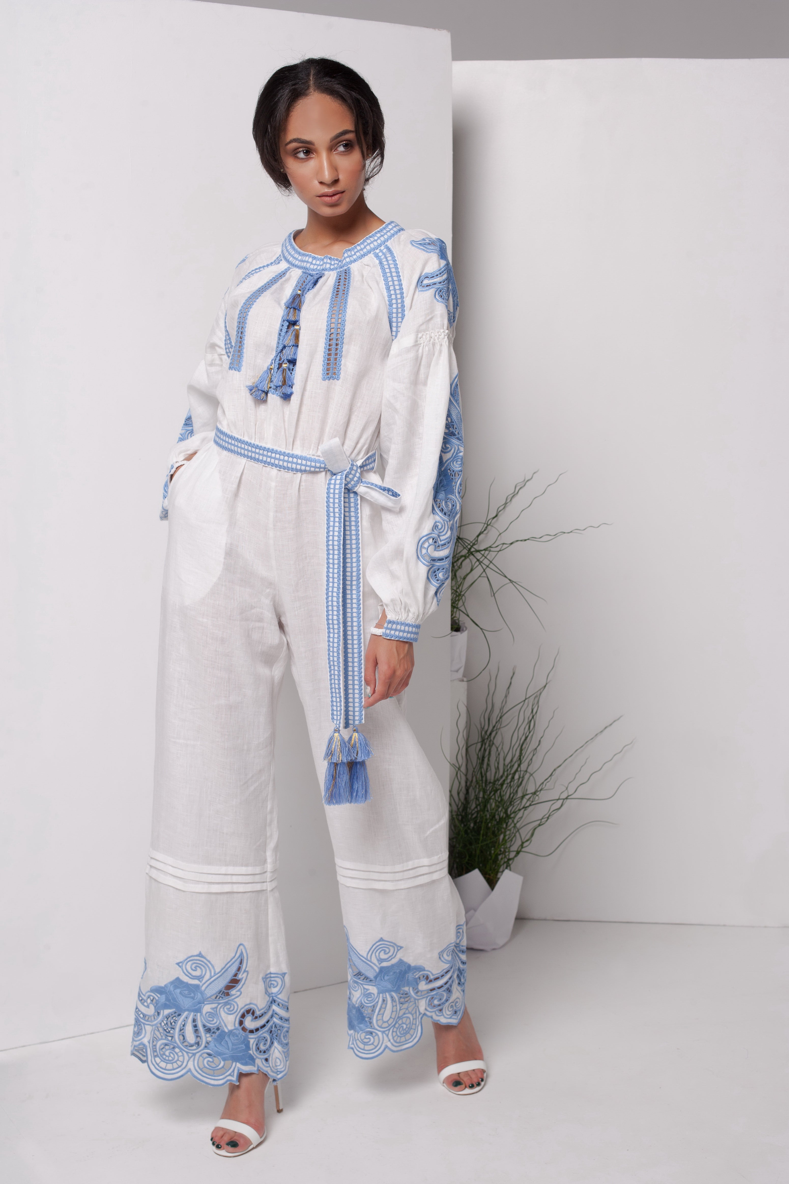 Annabo Rose Richelieu White Jumpsuit