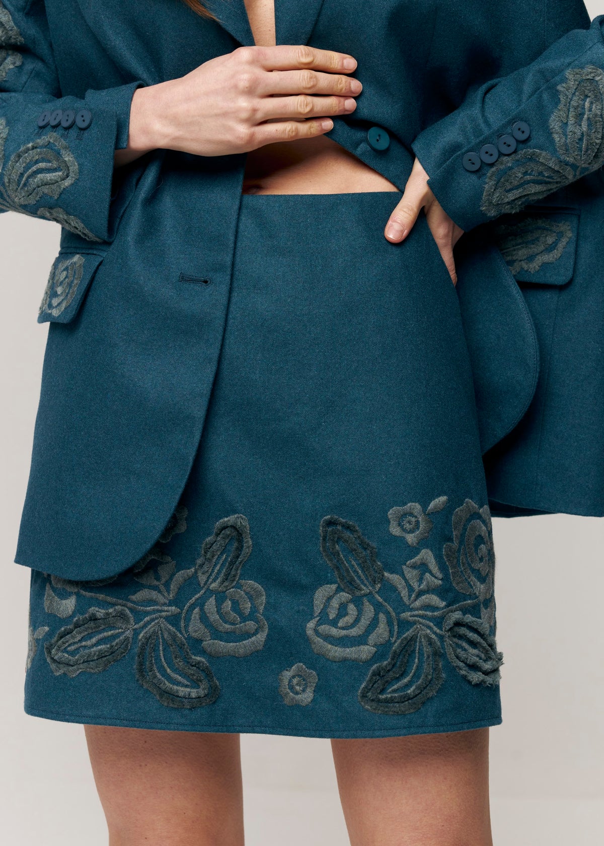 Velvet Rose Embroidered Wool Blazer – Deep Teal
