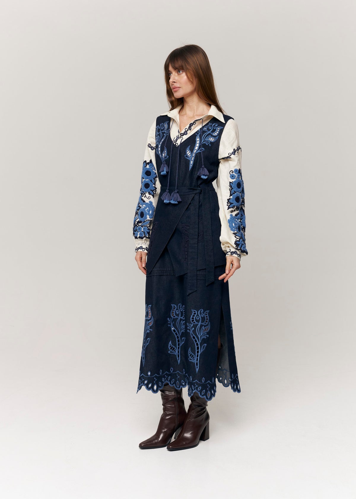 Column Bloom Embroidered Linen Shirt Blouse – Ivory