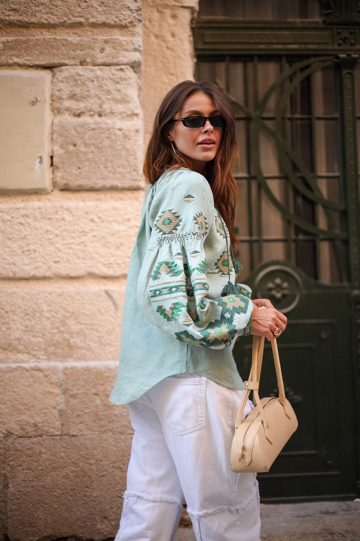 Rombé Geometric Embroidered Linen Blouse – Green