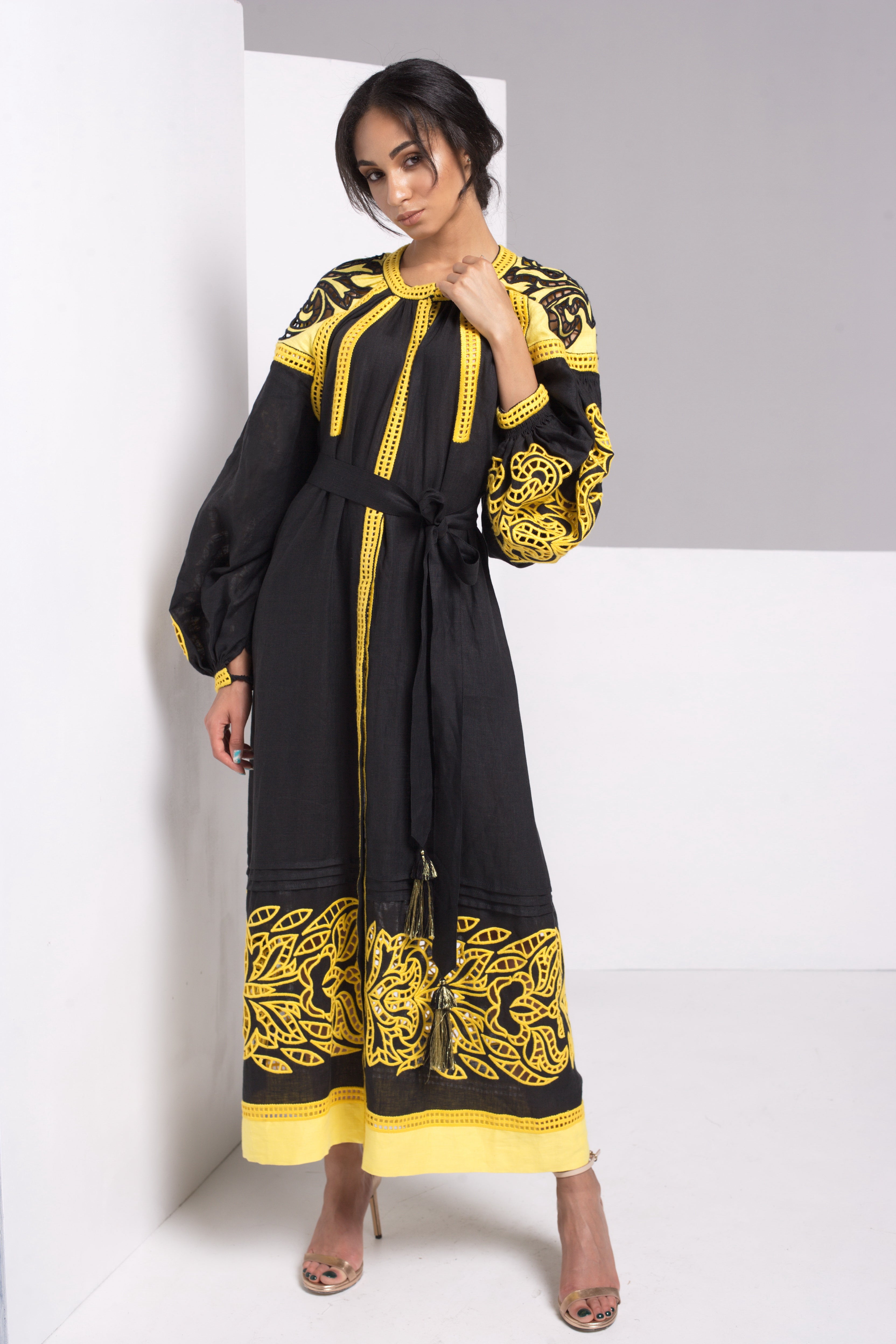 Annabo Barvy Richelieu Black Maxi Dress
