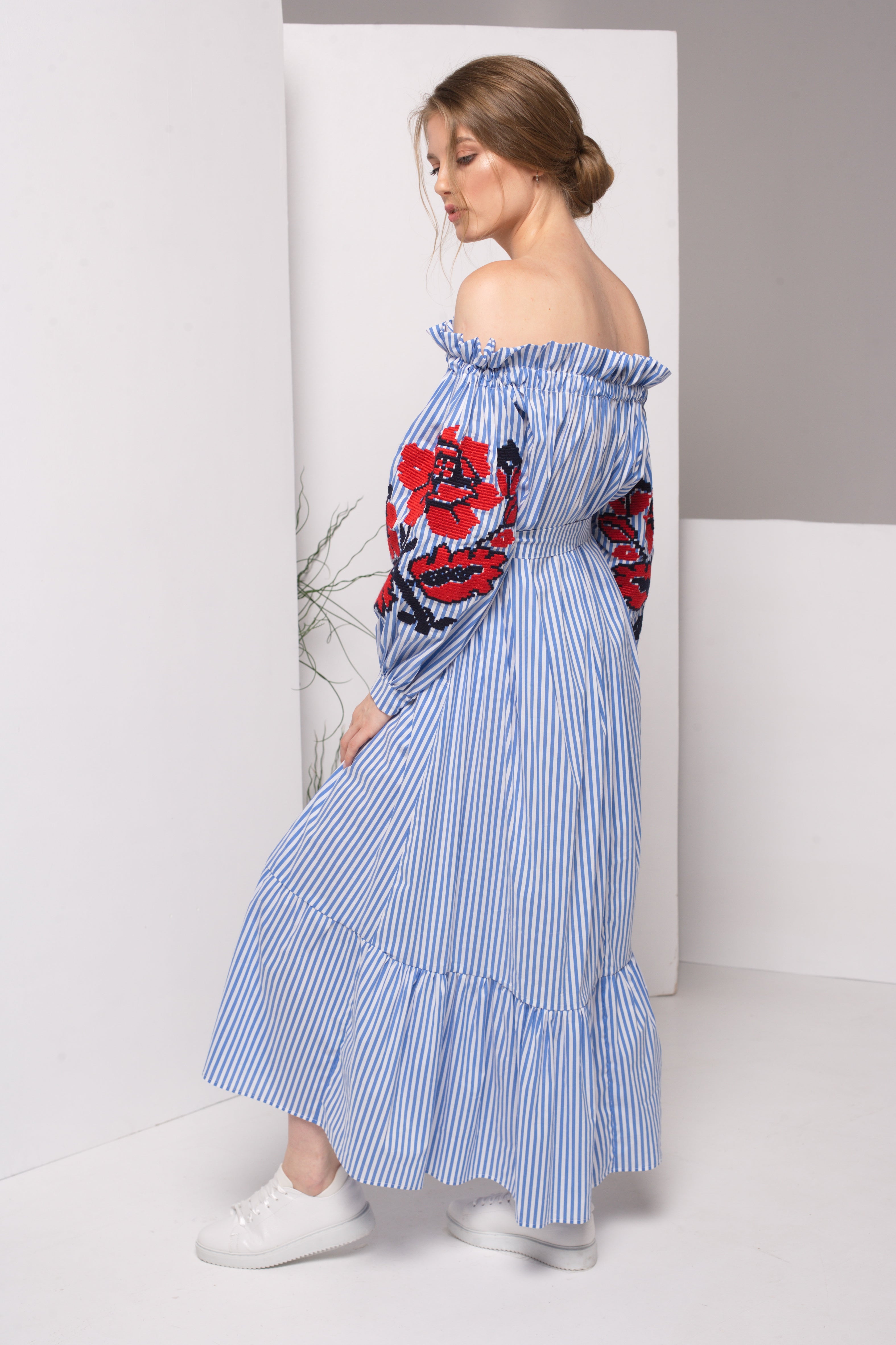 Annabo Vesna Sleeveless Maxi Dress